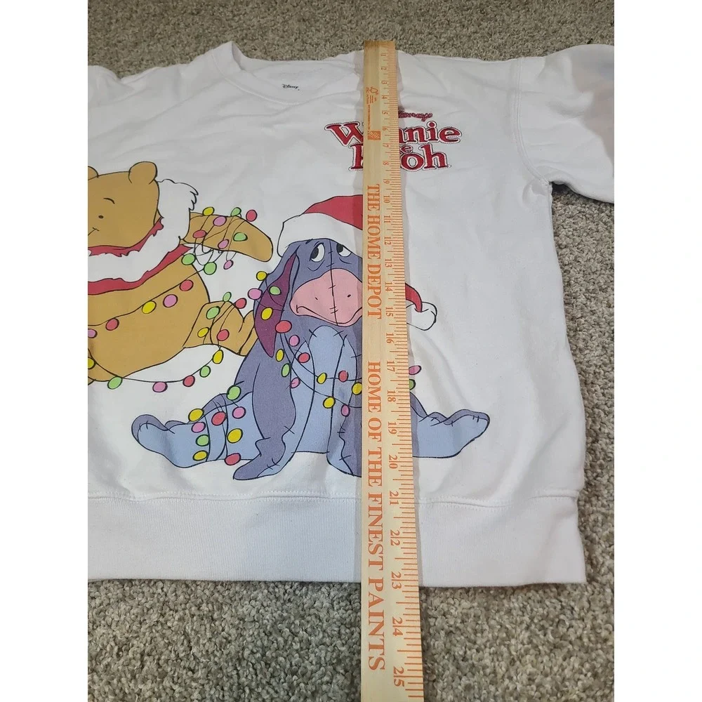 Disney Winnie The Pooh Holiday Sweatshirt XS oversized